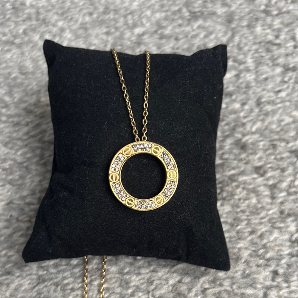 Necklace Gold and Crystal Circle Pendant